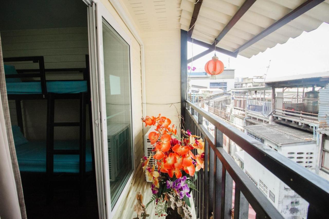 Baanbangkok Chinatown Hotel Bagian luar foto