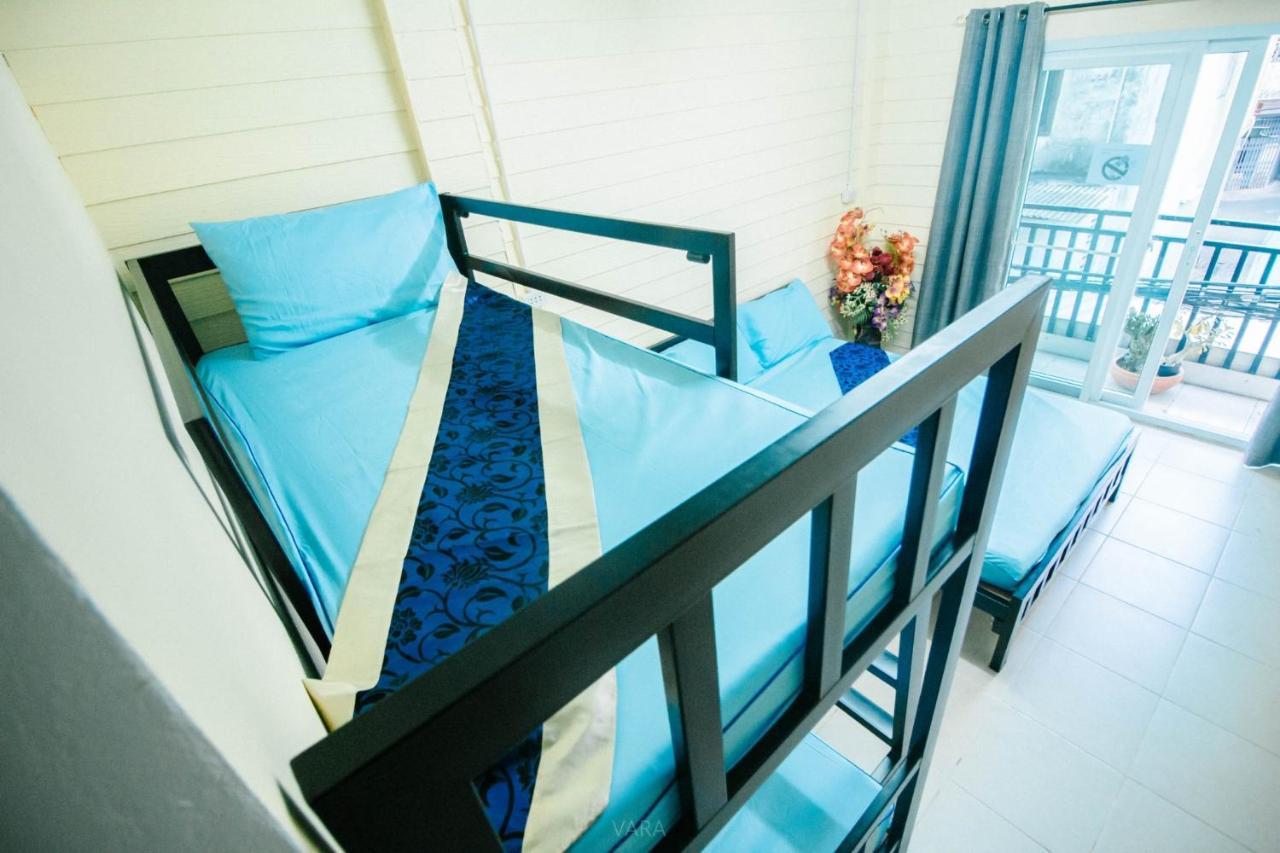 Baanbangkok Chinatown Hotel Bagian luar foto